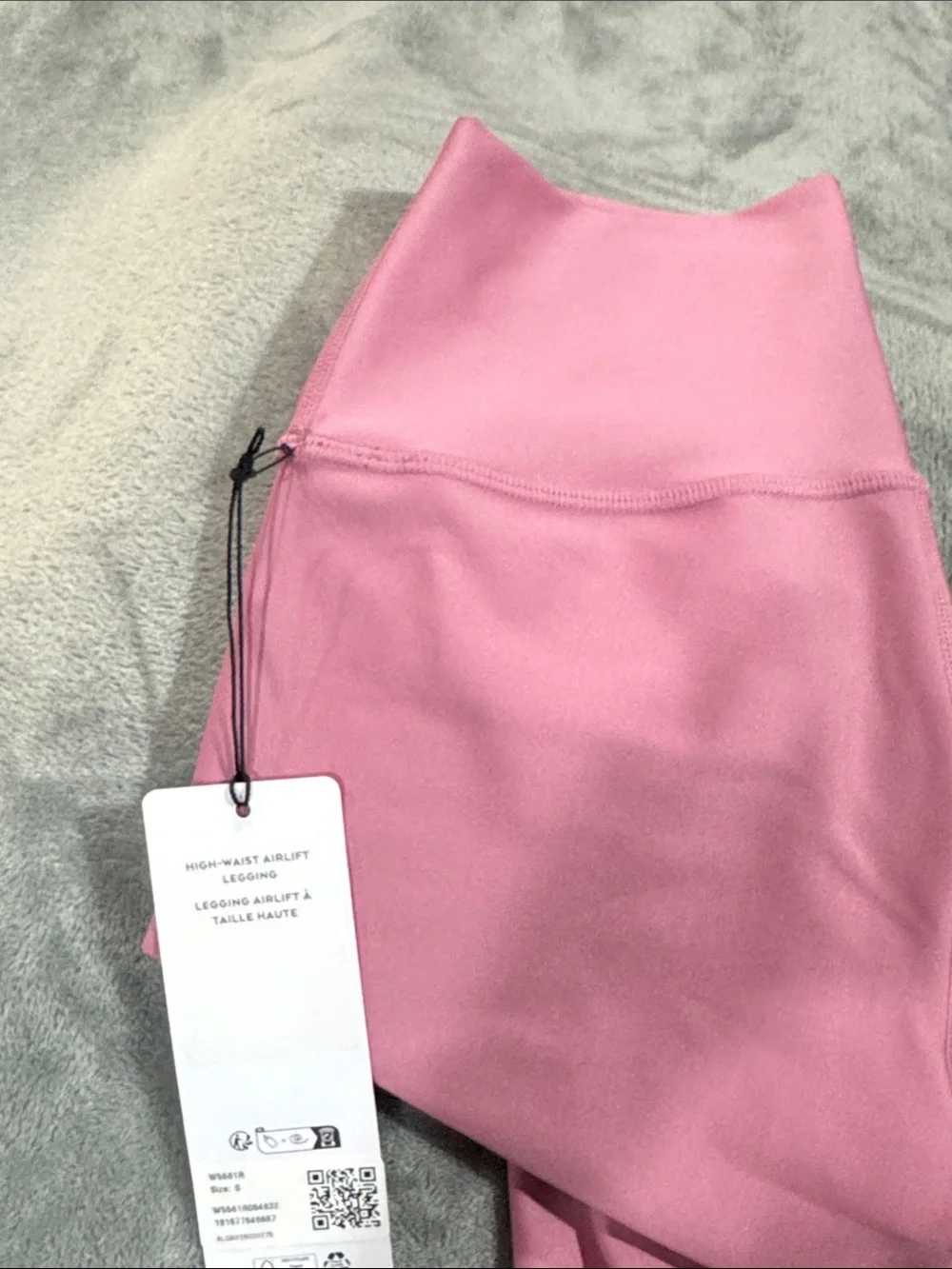 NWT Alo Yoga High-Waist Airlift Leggings Wild Rose Size Small